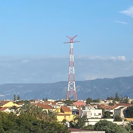 Tra Mare E Lago Torre di Faro Eksteriør billede