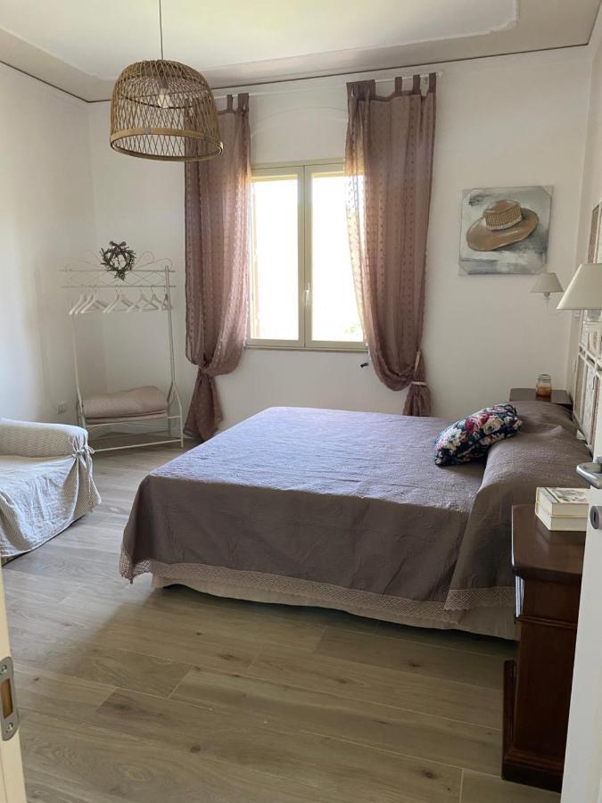 Tra Mare E Lago Torre di Faro Eksteriør billede