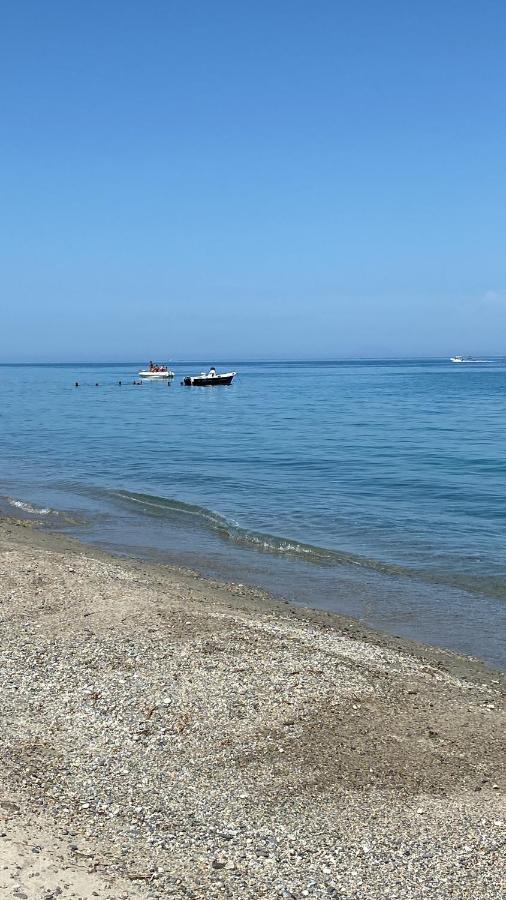Tra Mare E Lago Torre di Faro Eksteriør billede